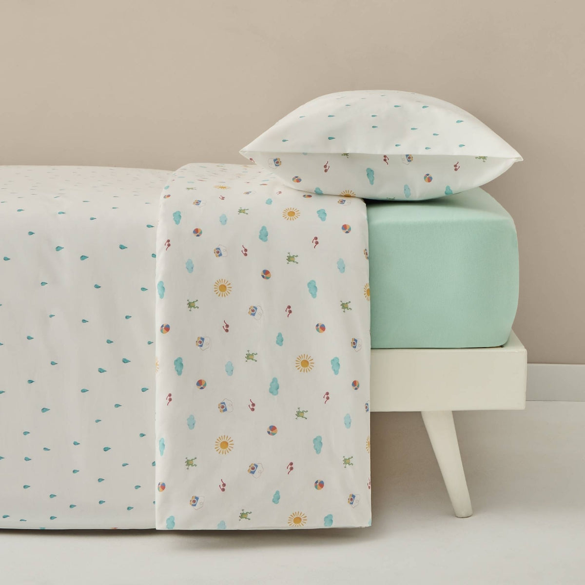 LLUVIA-FNORD-I BLANCO-7