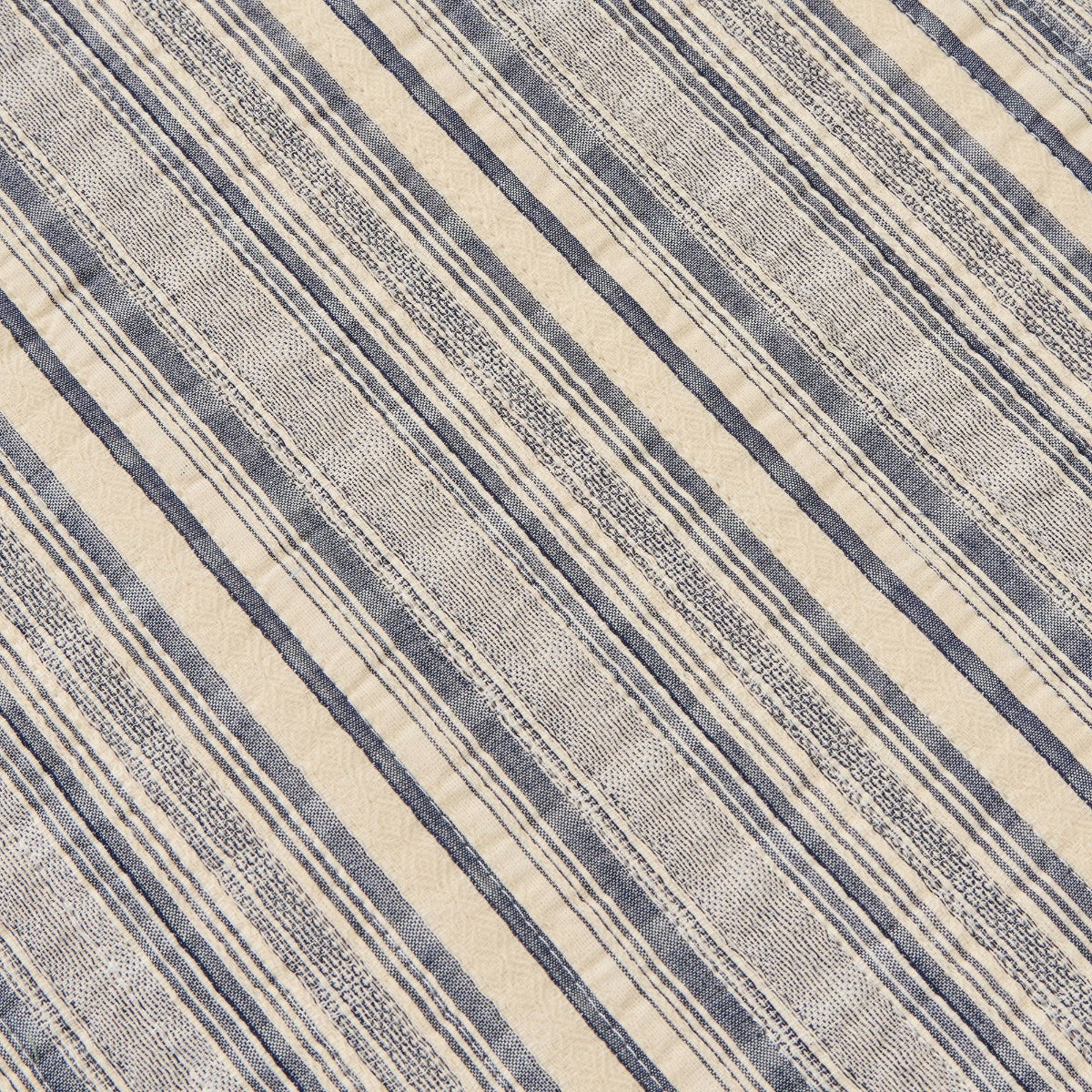 INRA-COLCH-A AZUL-4