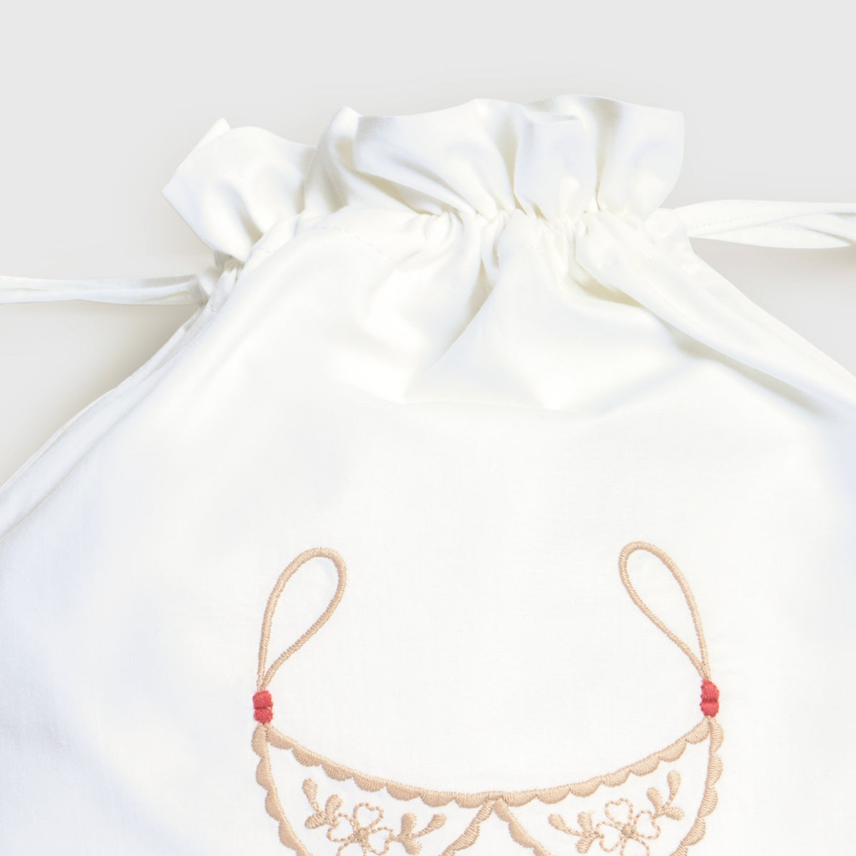LINGERIX-BOLSA-A BLANCO-3