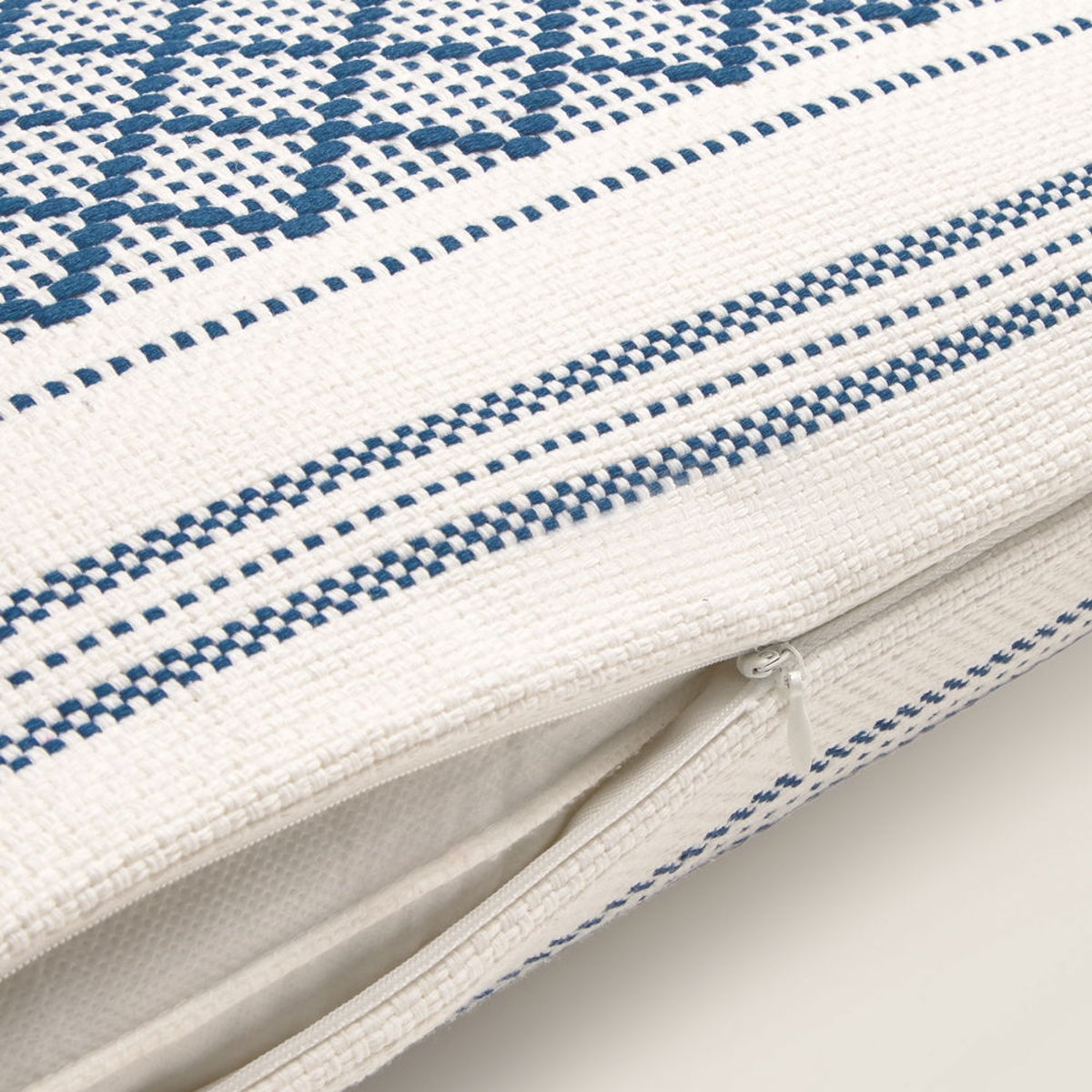 DIAMI-COJIN-A AZUL-3