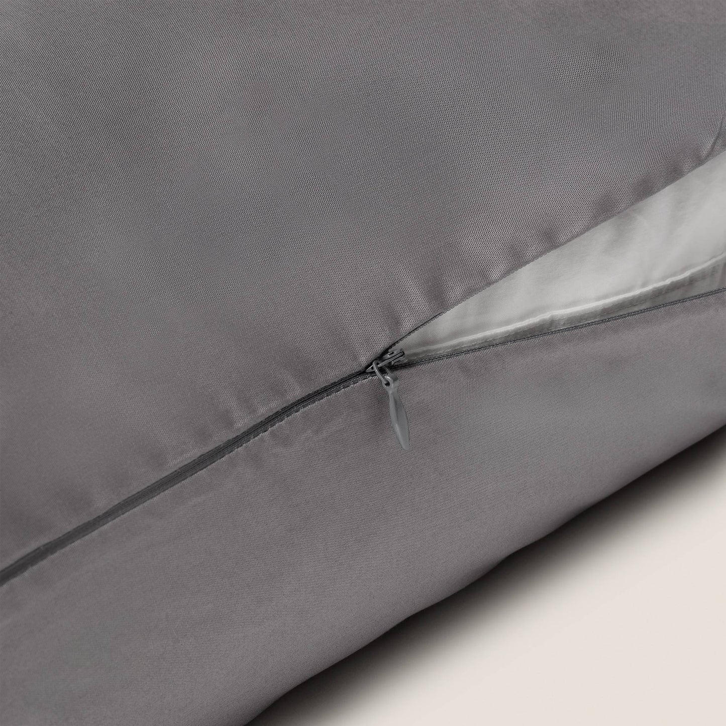 Square cushion cover organic cotton 180 thread count Besto