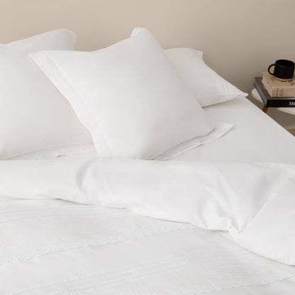 180-thread-count cotton duvet cover with lace details Lalace