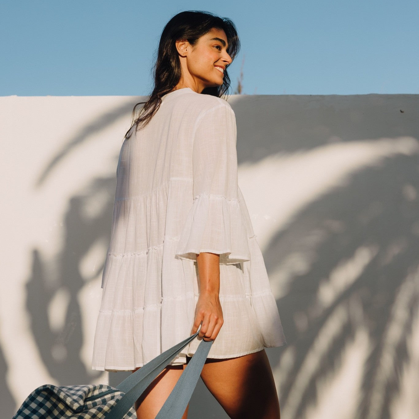 Short caftan with floral embroidery Daru