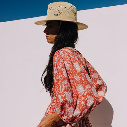 Wide-brim perforated hat Tradi