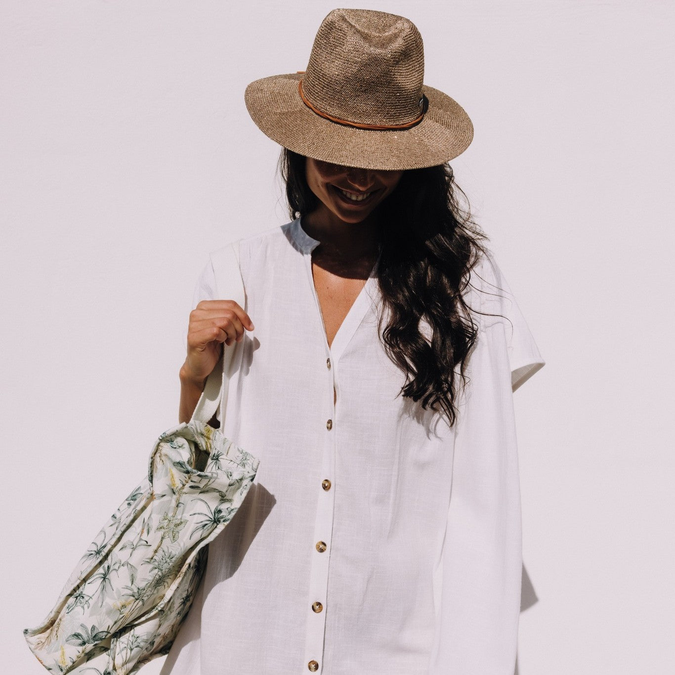 Wide-brim sequin hat May
