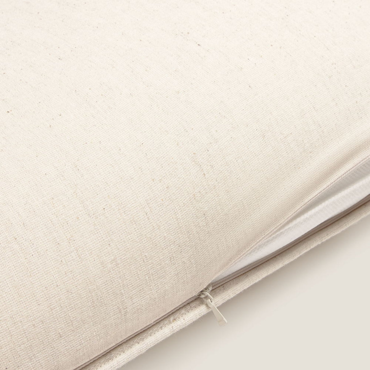 FRIDA-COJIN-A MARRON BEIGE-1