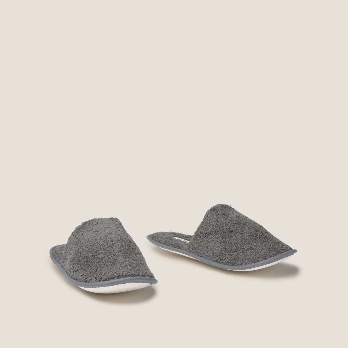 NEPTUNO-ZAPAT-A GRIS OSCURO-1