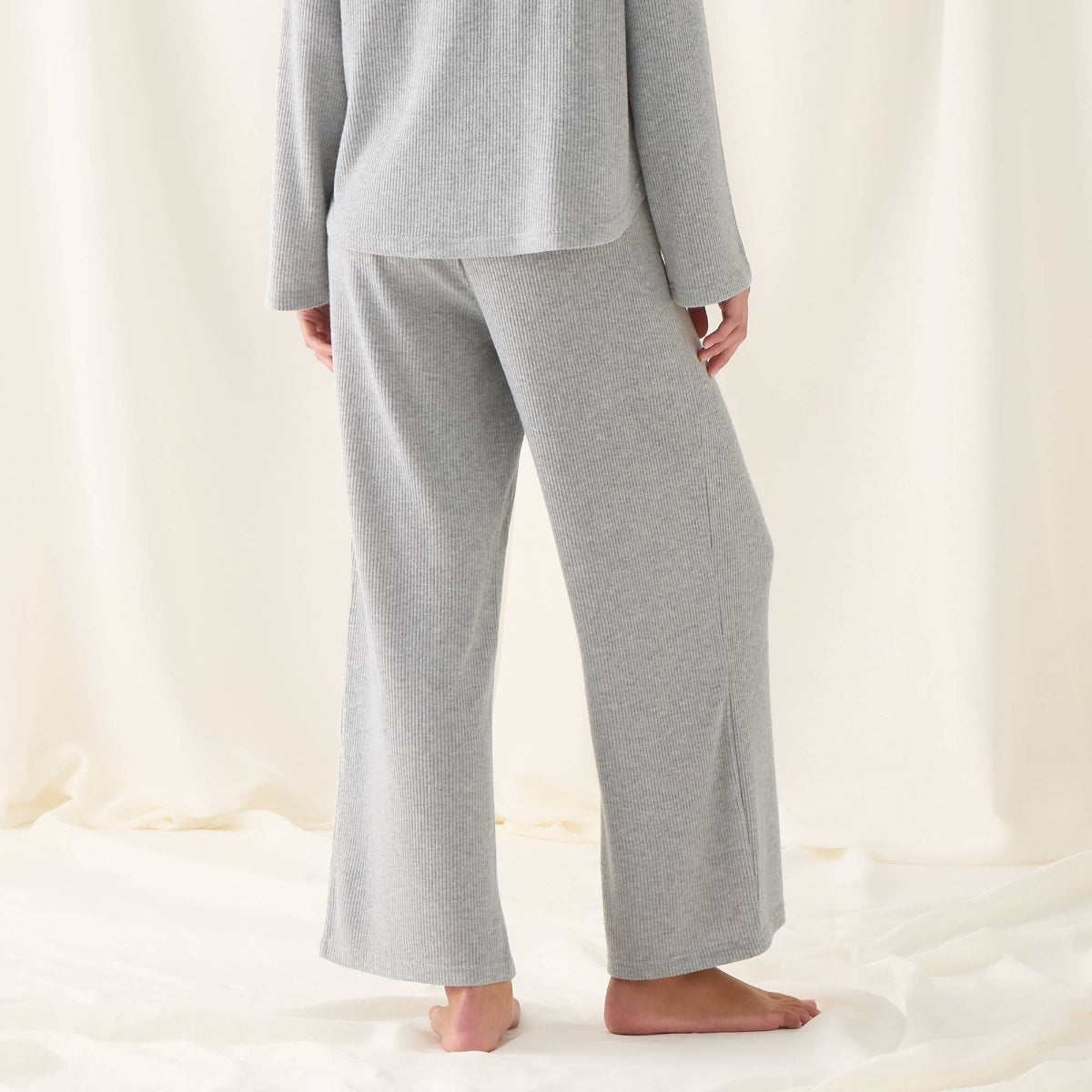 KIRU-PANTA-A GRIS-1