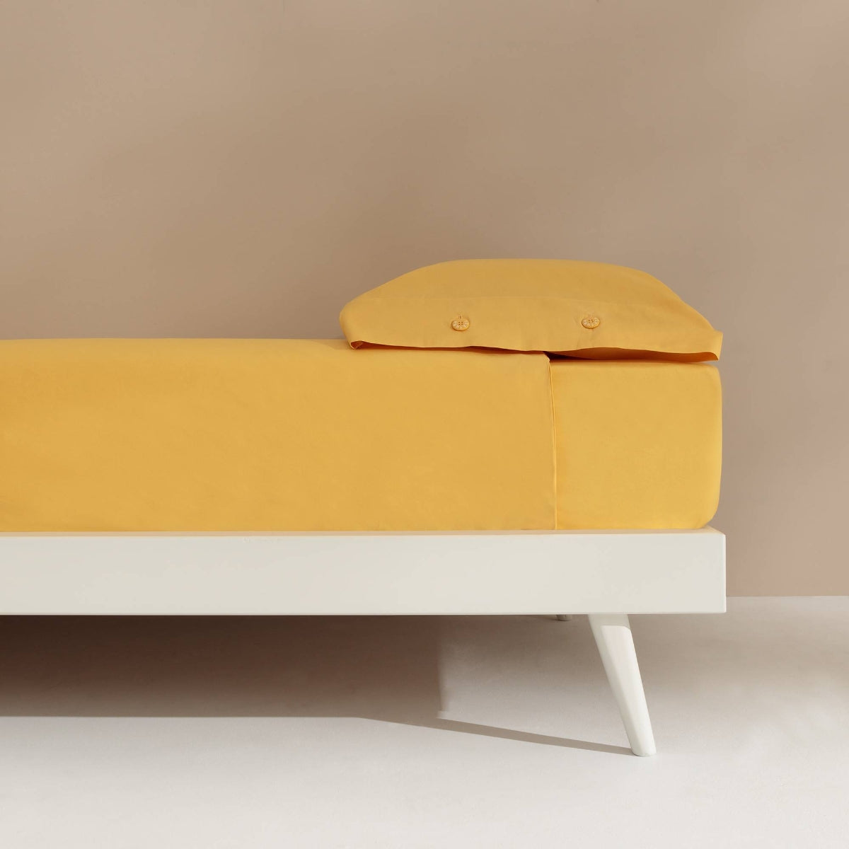 BESTO-FNORD-A AMARILLO-7