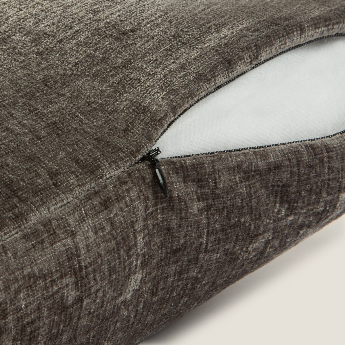ZINOT-COJIN-A GRIS OSCURO-3