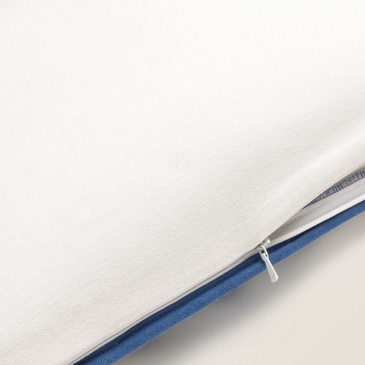 CREATU-COJIN-A BLANCO-4