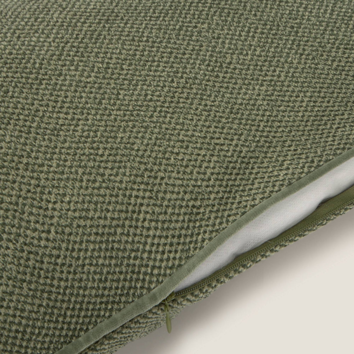 CHERNEC-COJIN-A VERDE-2
