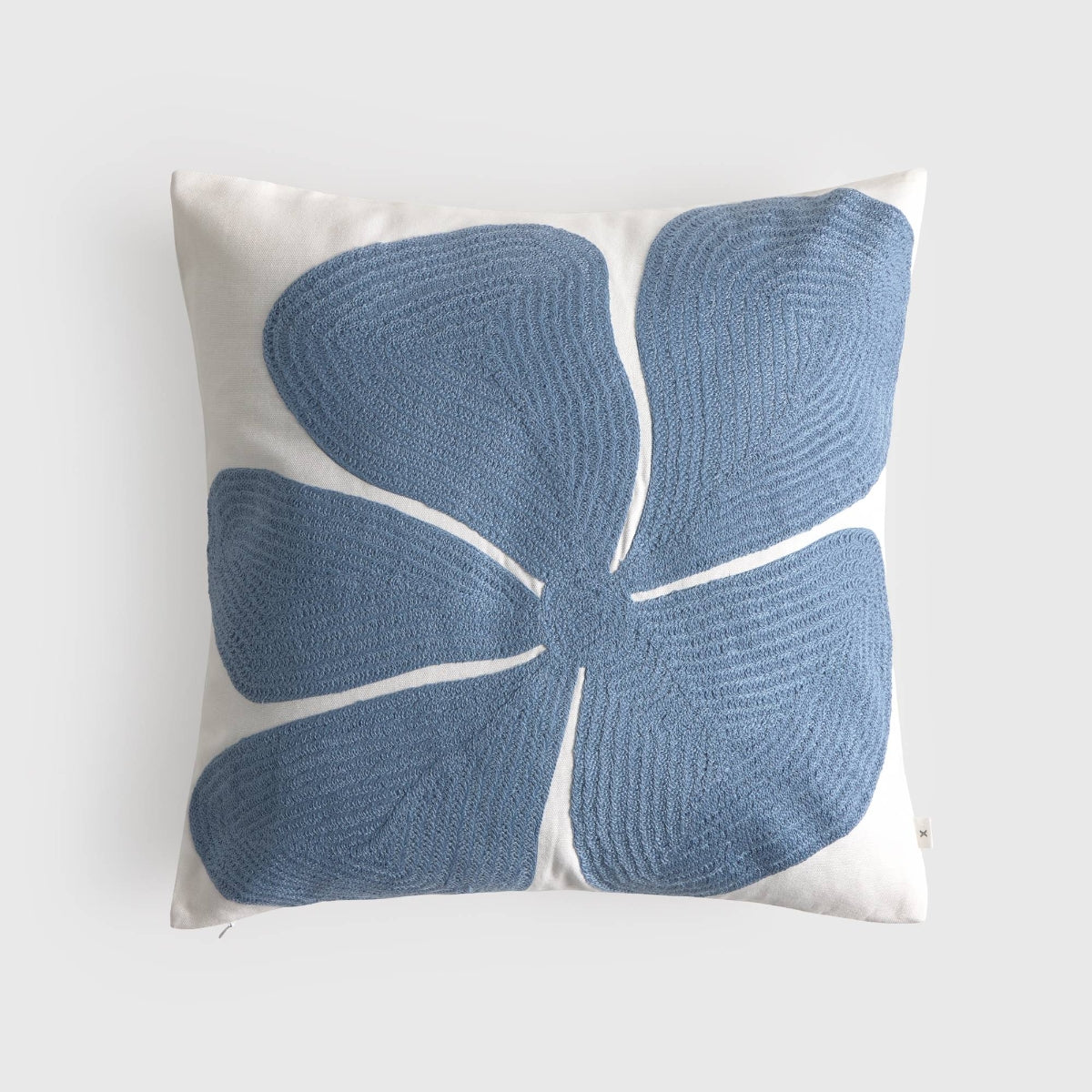 Folasi Funda de cojín algodón con flor bordada Folasi color azul – Textura ...