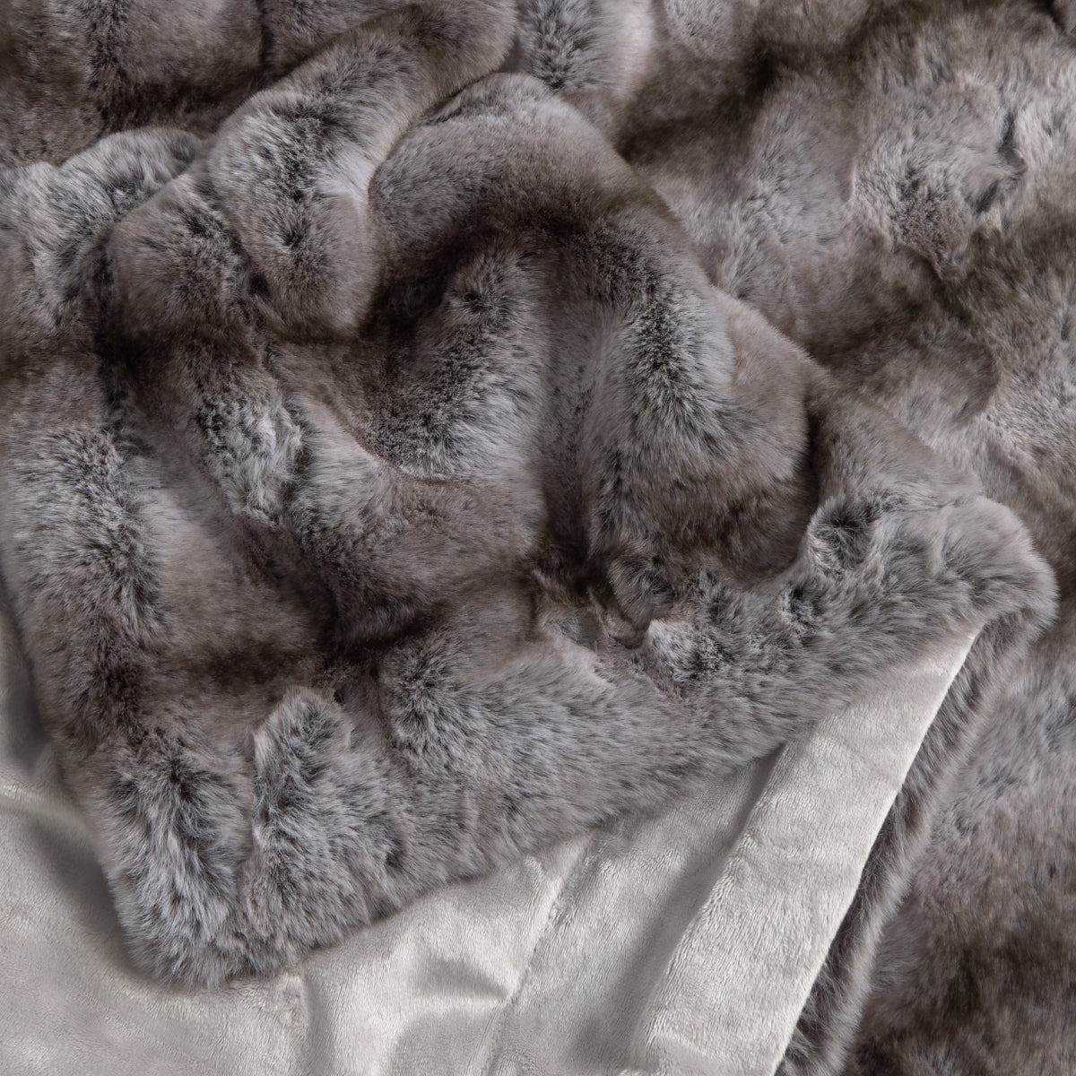 BEARSKIN-PLAID-A GRIS-1