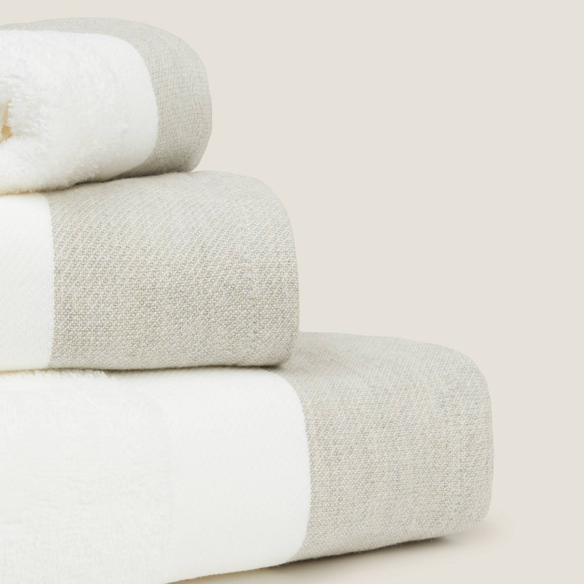 GAIRO-TOALB-A BLANCO-2