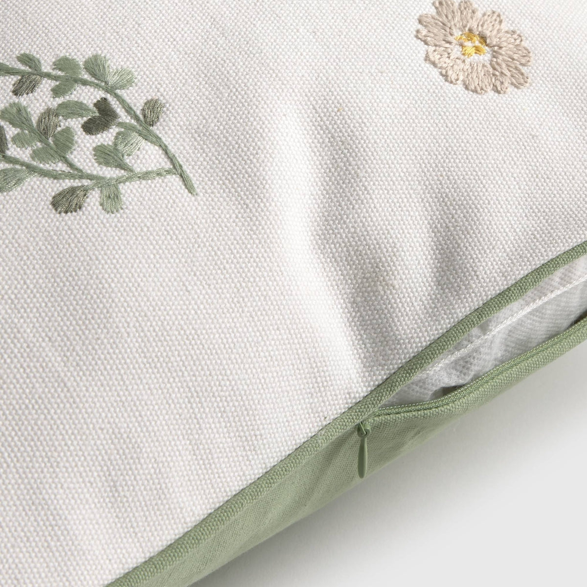 GROUN-COJIN-A AMARILLO-2