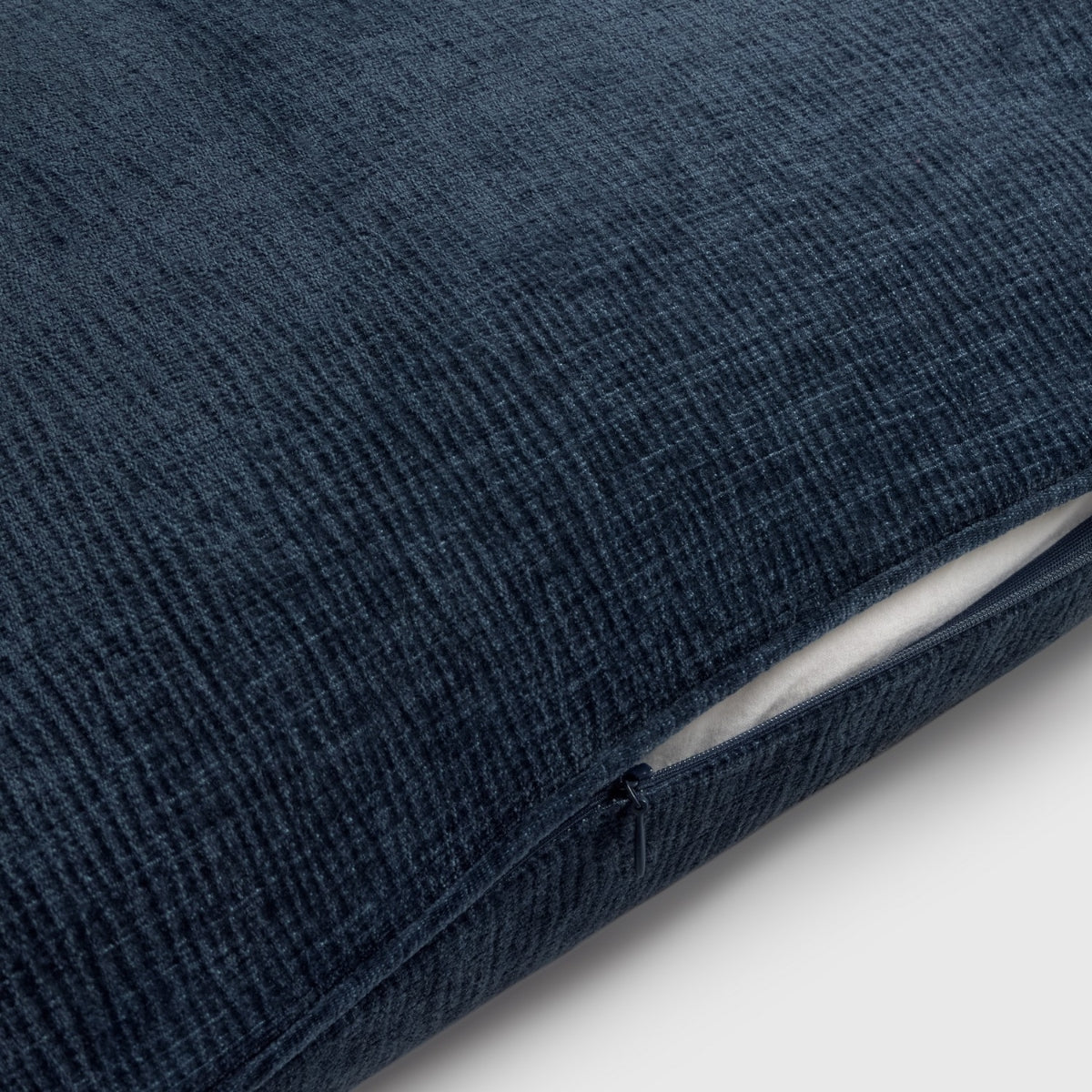 VELUTI-COJIN-A AZUL-1